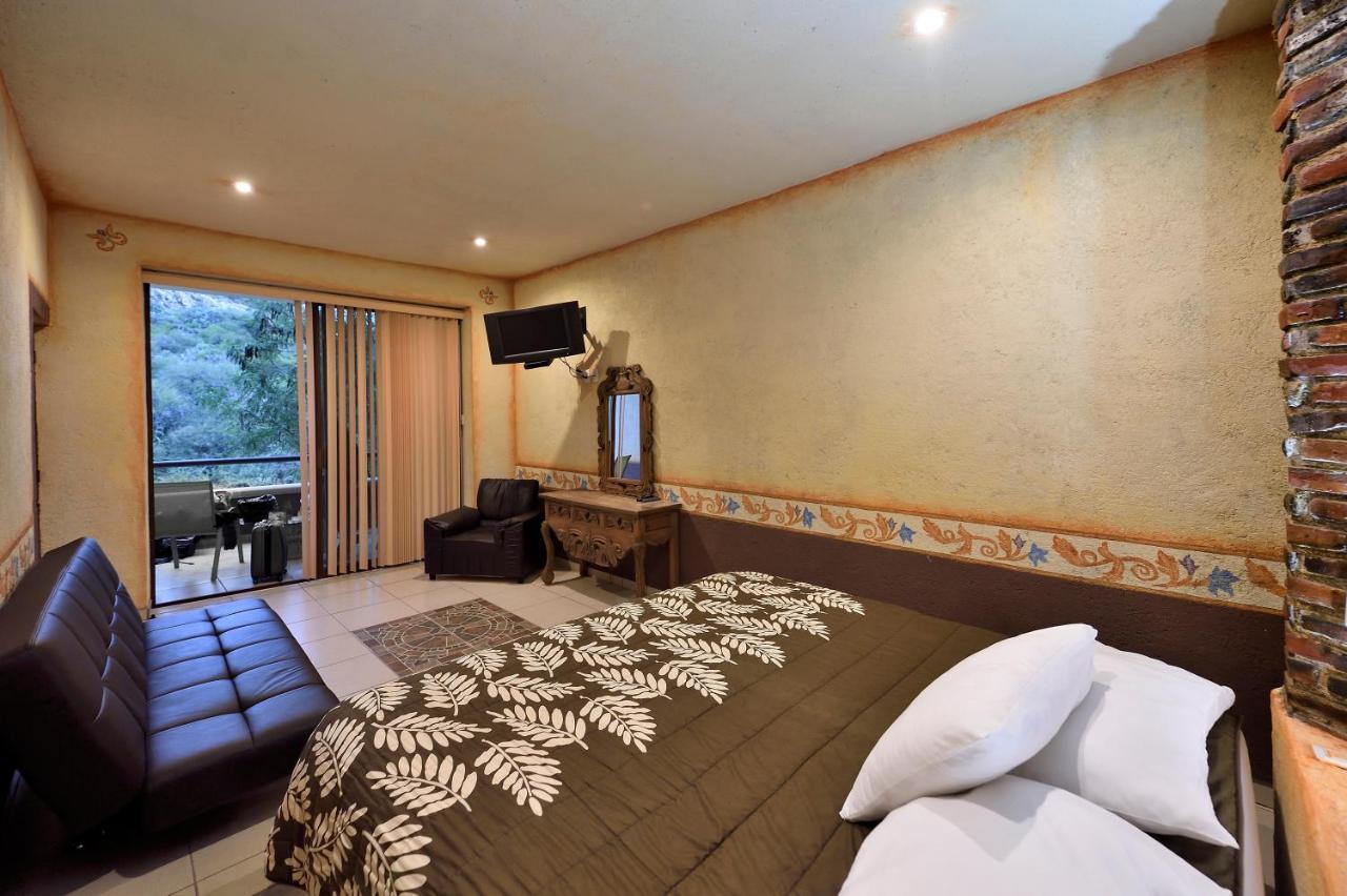 Hotel Casa Del Arbol Bernal Dış mekan fotoğraf