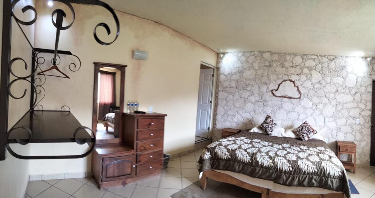 Hotel Casa Del Arbol Bernal Dış mekan fotoğraf